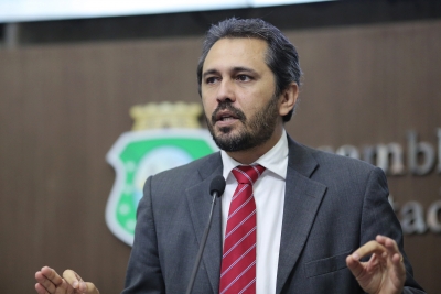 Deputado Elmano Freitas 