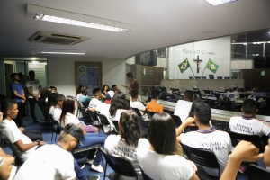 Estudantes do Pan Americano visitam a Assembleia Legislativa