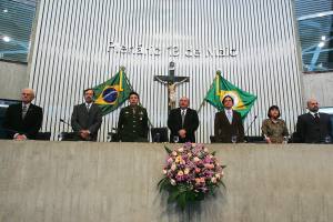 Sessão solene em alusão ao décimo aniversário de falecimento de Chico Xavier