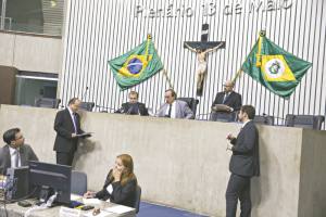 A sessão de hoje da Assembleia deve se prolongar por conta da votação de PEC e lei complementar sobre a Previdência dos servidores