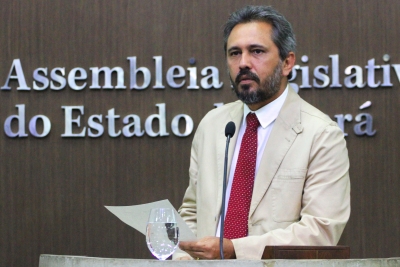 Deputado Elmano Freitas