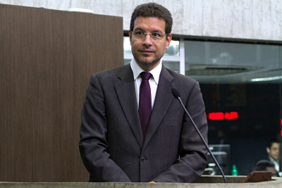 Deputado Renato Roseno