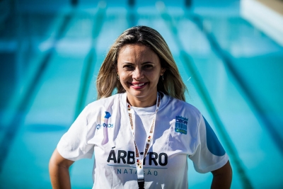 Coordenadora de arbitragem da Federação Cearense de Desportos Aquáticos, Andréia Coelho