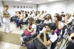 Parlamento e sua História recebe estudantes do Liceu do Ceará