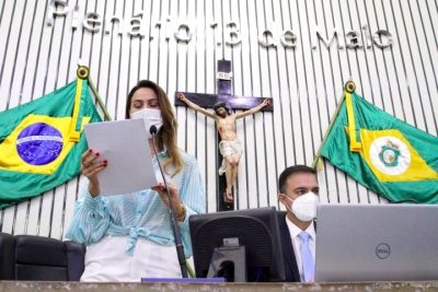 Leitura do expediente da sessão legislativa desta quinta-feira, realizada pelo sistema híbrido