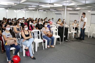 Palestras para professores movimentam primeiro dia da Itinerante em Novo Oriente