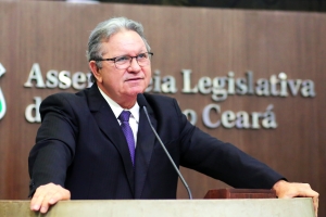 Deputado Roberto Mesquita