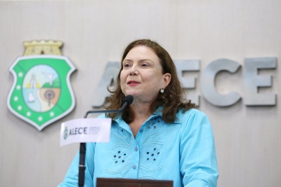 Deputada Fernanda Pessoa (União) 