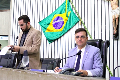 Abertura dos trabalhos da sessão plenária desta quinta-feira