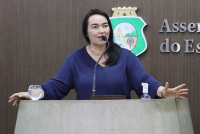 Dra. Silvana comenta sobre crise enfrentada pelo Hospital Albert Sabin