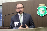 Deputado Carlos Matos (União)