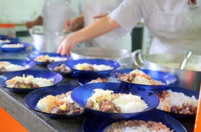 Proposta dispõe sobre tabela nutricional na rede de ensino estadual