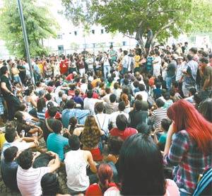 Na tentativa de administrar os rumos do movimento, o grupo se reuniu, na manhã de ontem, para a primeira Assembleia Geral dos Protestos 