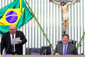 Abertura dos trabalhos da sessão plenária desta quinta-feira 