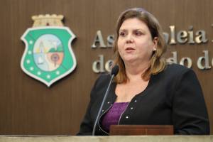 Dep. Fernanda Pessoa (PR)