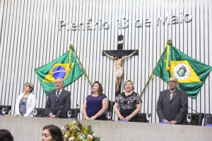 Dia contra doenças reumáticas é celebrado na AL com homenagem a profissionais