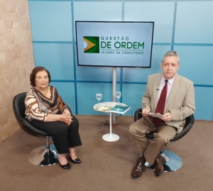 Questão de Ordem entrevista a deputada constituinte Maria Lúcia Corrêa