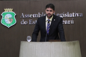 Guilherme Landim informa sobre obras de transposição e aponta problemas