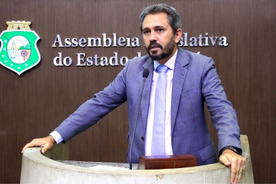 Deputado Elmano Freitas