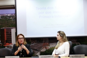 Palestra sobre os cuidados exigidos durante os primeiros mil dias de vida