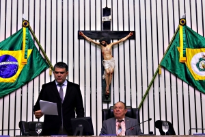 Leitura do expediente na abertura da sessão plenária desta quarta-feira