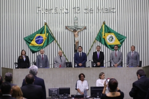 Presidentes da UVC são homenageados pelos 34 anos da entidade