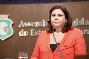 Dep. Fernanda Pessoa (PR)