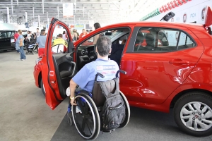 Lei obriga revendedora informar sobre as isenções legais na compra do carro novo