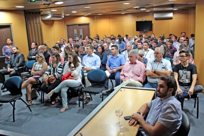 Deputados eleitos e assessores iniciam curso na Assembleia