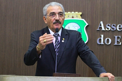 Deputado Walter Cavalcante