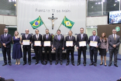 Peritos criminais são homenageados em solenidade na Assembleia Legislativa