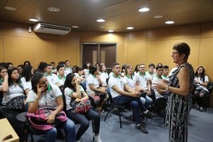 Malce recebe estudantes da Escola de Ensino Médio Liceu Vila Velha