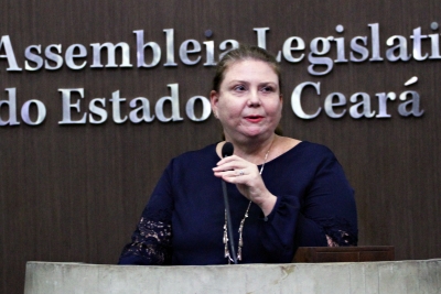 Deputada Fernanda Pessoa