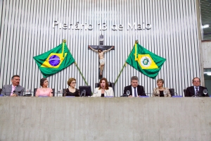 Sessão solene celebra 65 anos de fundação do Colégio Christus 