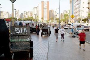 As obras de requalificação da Avenida Beira-Mar estão entre as intervenções municipais de maior visibilidade em curso atualmente. E parte de sua execução deverá ficar para o próximo prefeito da Capital