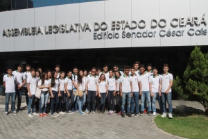 Alunos da Escola Francisco Aristóteles de Sousa participam de projeto na AL