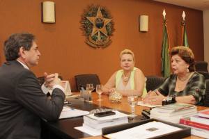 Pres. Jose Albuquerque recebe representantes do MPCE