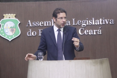 Renato Roseno comenta sobre votação desta quinta-feira