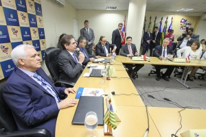 Presidentes das assembleias legislativas do Nordeste realizam encontro na AL