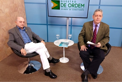 Narcélio é o primeiro constituinte entrevistado do Questão de Ordem