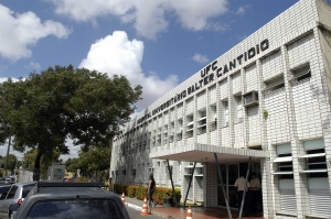 Hospital Universitário Dr. Walter Cantídio