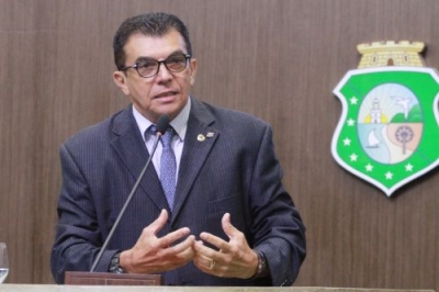 Deputado Ely Aguiar fez reclamação durante sessão da Assembleia