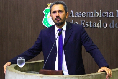 Deputado Elmano Freitas