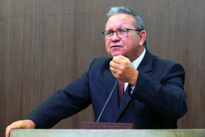 Deputado Roberto Mesquita