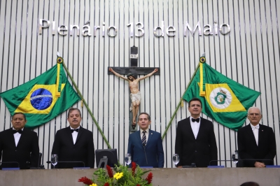 AL presta homenagens a membros e lojas do Ceará no Dia do Maçom