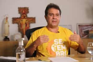 Evandro Leitão anuncia em live atividades da campanha Setembro Amarelo na AL