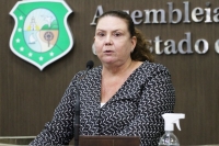 Deputada Fernanda Pessoa 