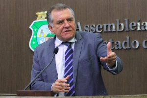 Deputado Lucílvio Girão