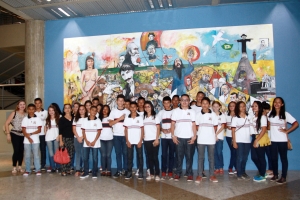 Alunos da Escola Dona Lavínia de Medeiros de Caucaia visitam AL