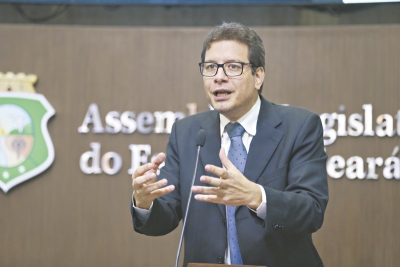 Para o deputado Renato Roseno, caso como o do Rio, ontem, só aumenta a necessidade urgente de uma Reforma Política